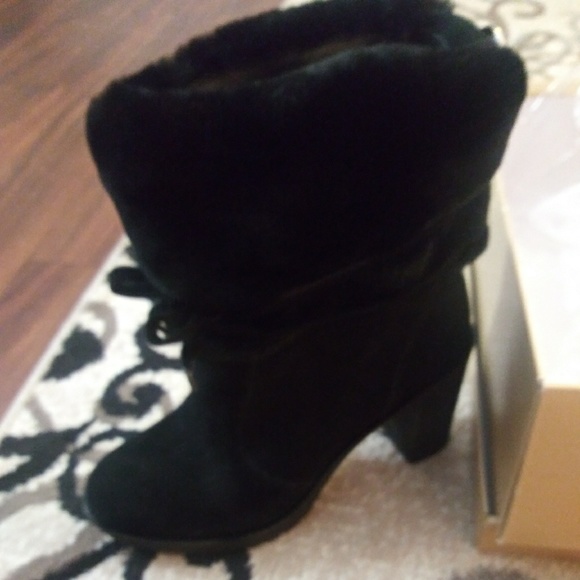 Michael Kors Boots - Picture 1 of 4